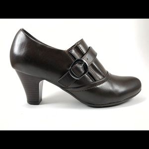 Pierre Dumas Flexibles Buckle Ankle Boots Size 8.5